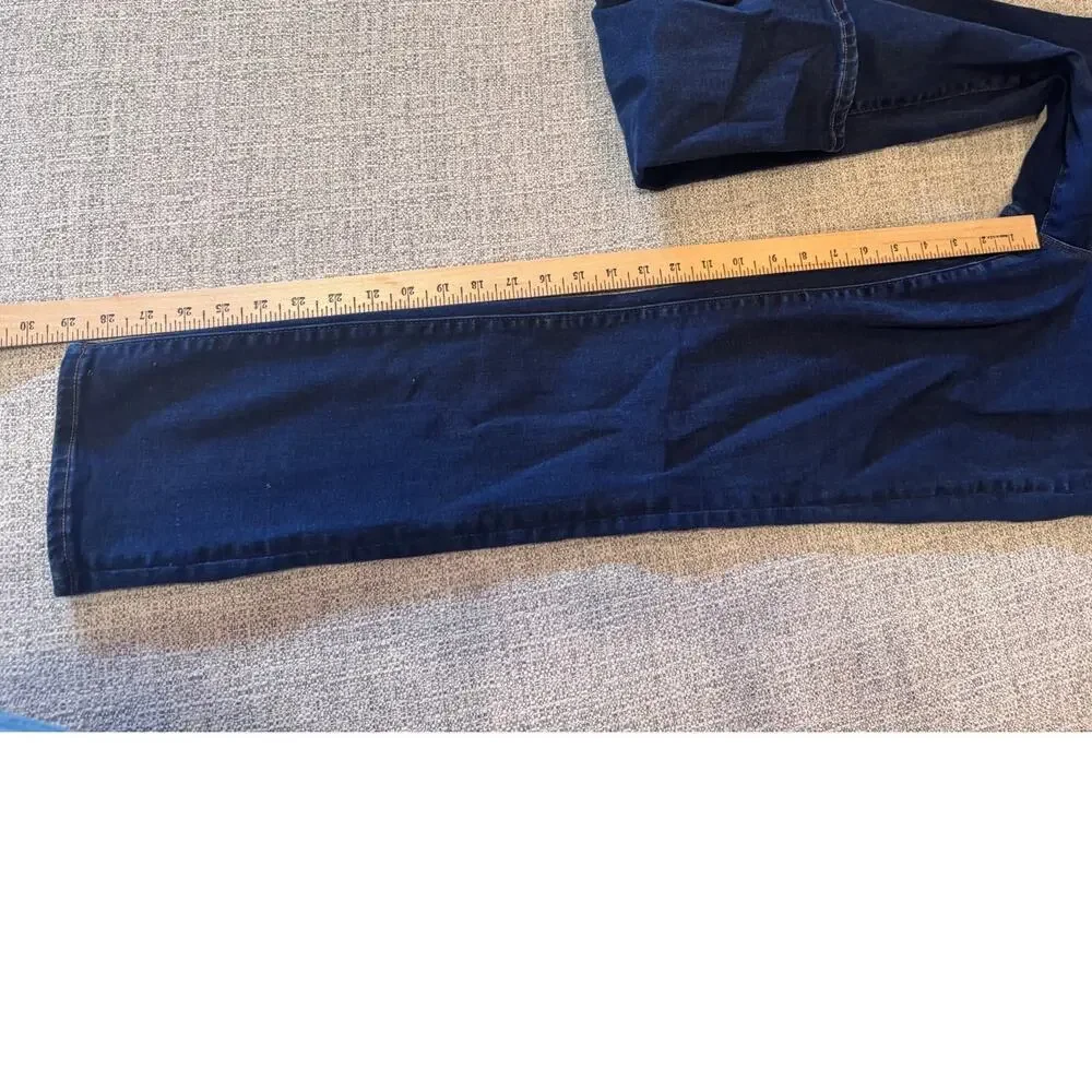 Lands' End Women's Mid Rise Straight Leg Blue Jeans Sz 2